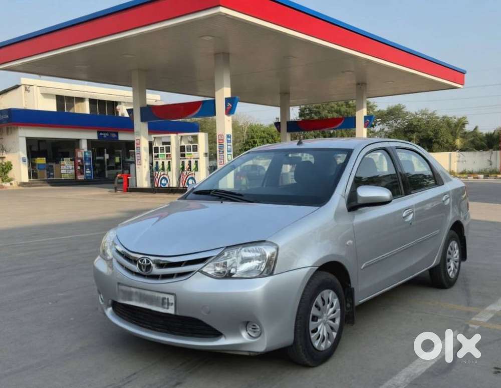 Toyota Etios, 2011, Petrol