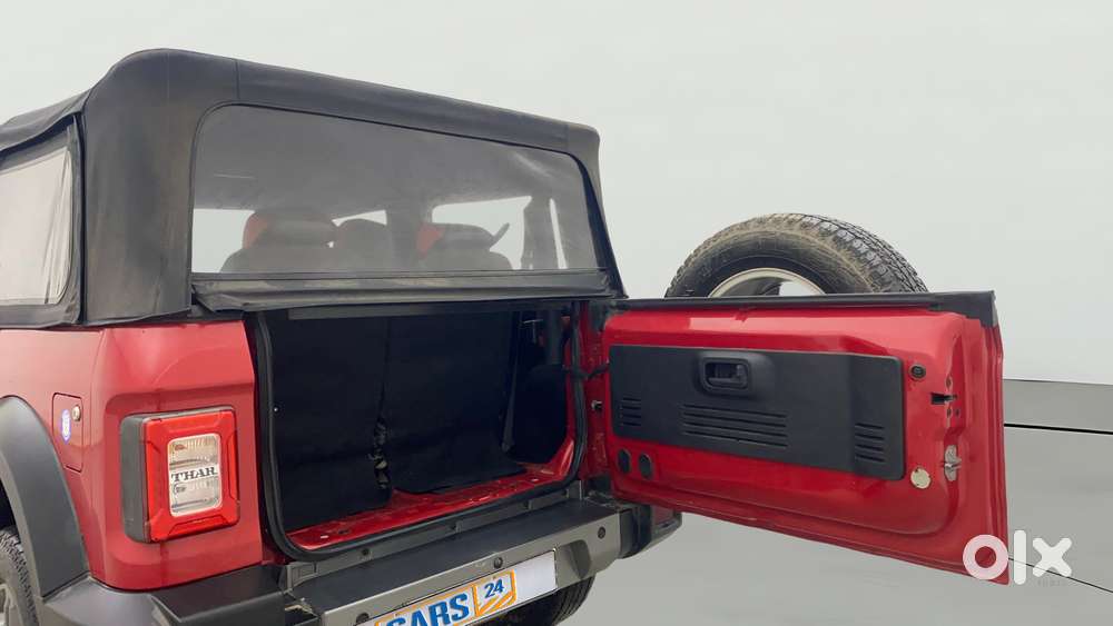 Mahindra Thar Lx 4-str Convertible At, 2021, Petrol