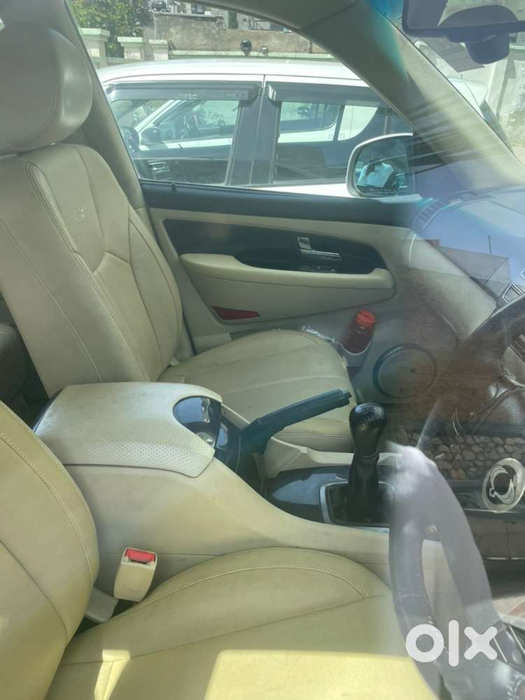 Mahindra Rexton Diesel 2014