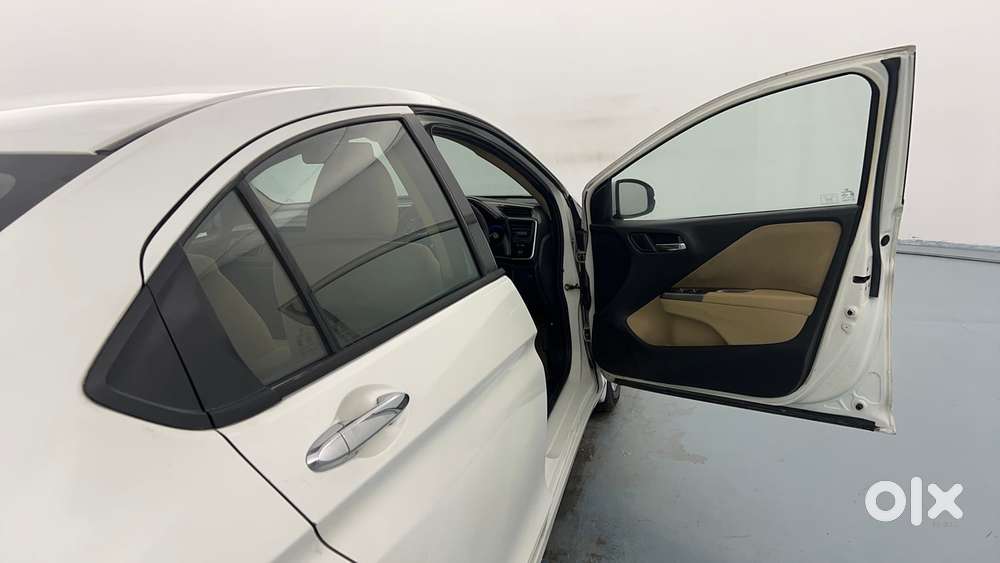 Honda City I-vtec S, 2015, Petrol