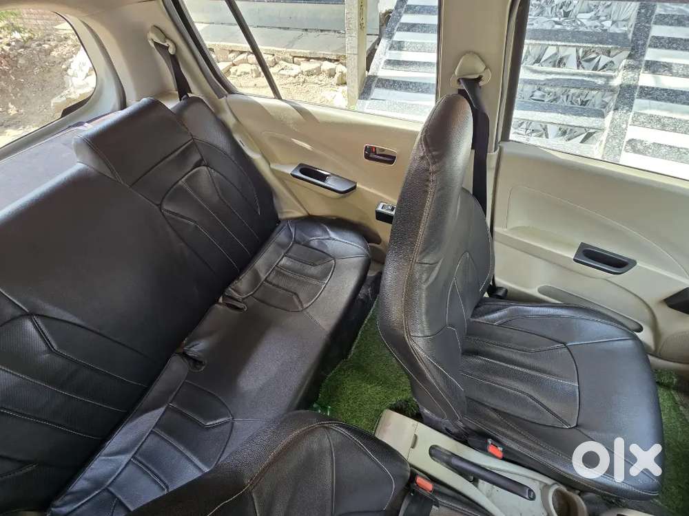 All 4 New Tyre Headlight Upgrded Old Faded Music System With Bass Tube