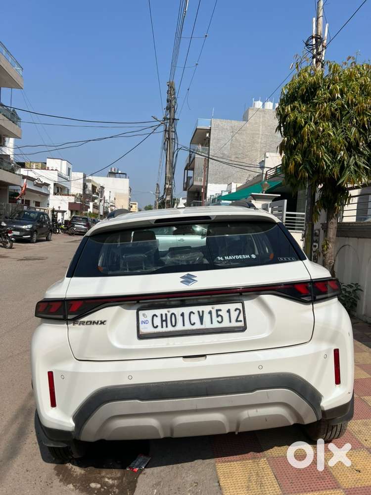 Maruti Suzuki Fronx Petrol 2024