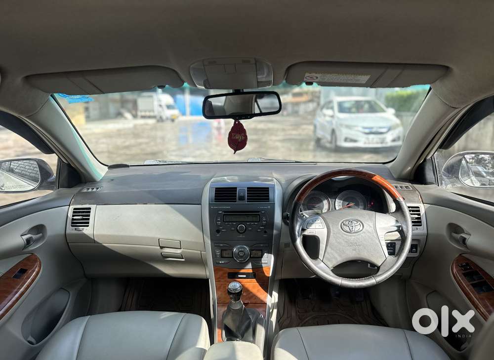 Toyota Corolla Altis 2010-2013 G, 2010, Petrol