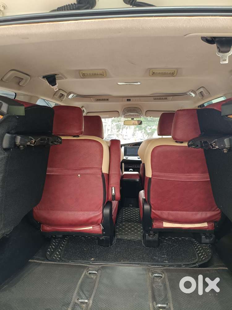 Toyota Innova Crysta 2.4 V, 2016, Diesel