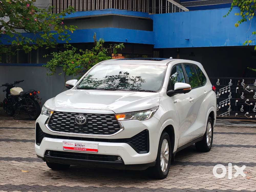 Toyota Innova Hycross 2.0 Vx (o) Hybrid 7 Str, 2024, Petrol