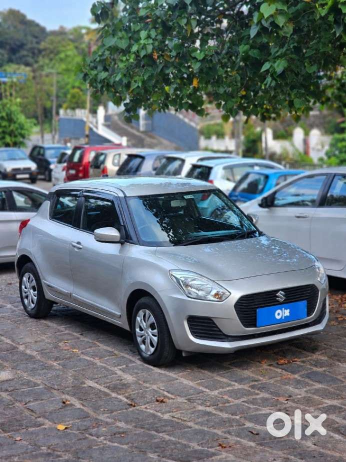 Maruti Suzuki Swift Vxi + Manual, 2018, Petrol