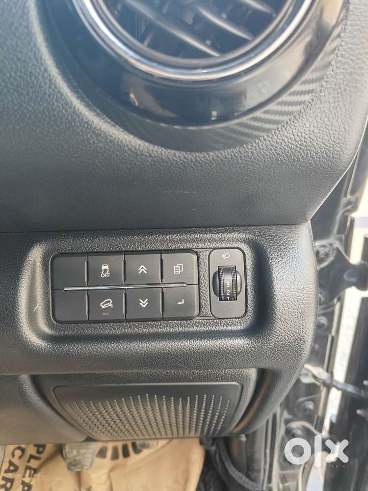 Mahindra Thar Lx Hard Top Petrol Mt 4wd, 2022, Petrol