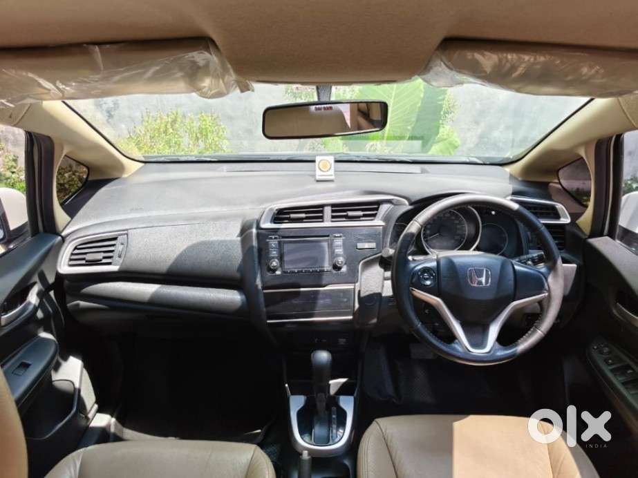 Honda Jazz V Cvt, 2017, Petrol