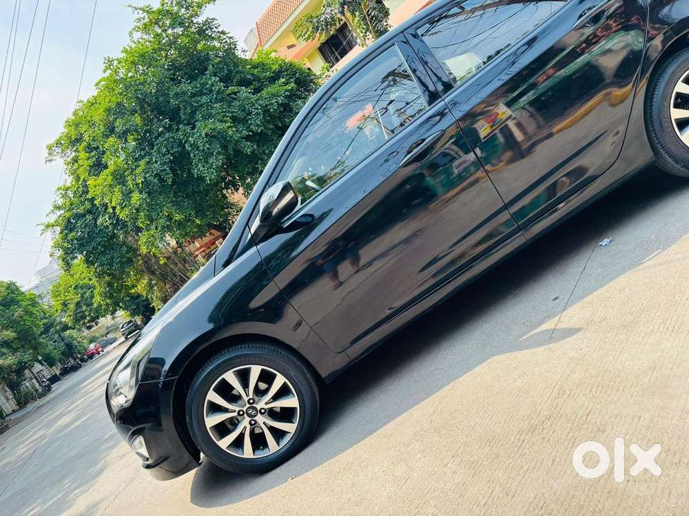Hyundai Verna 2016 Diesel 68000 Km Driven