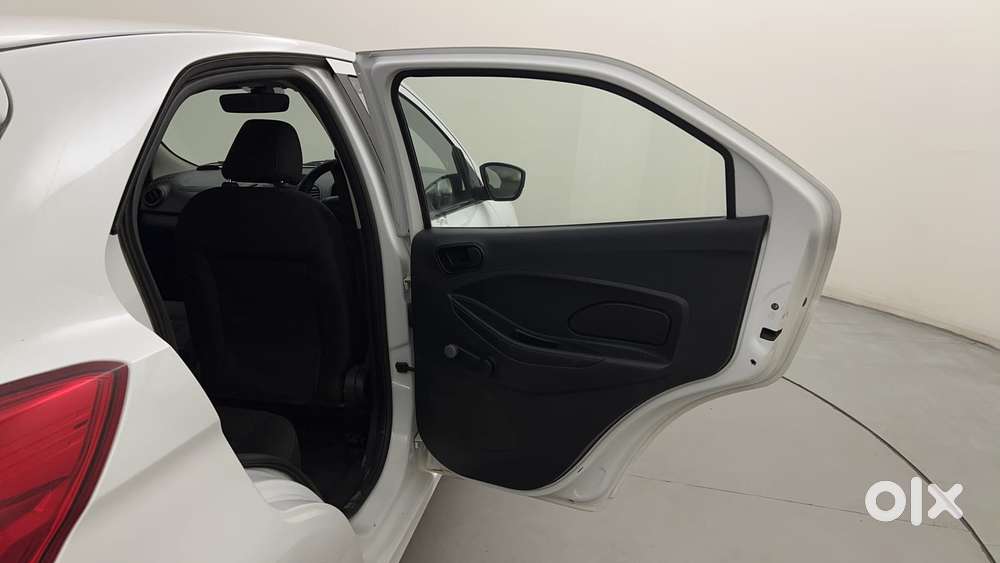 Ford Figo 1.2p Ambiente Mt, 2016, Petrol