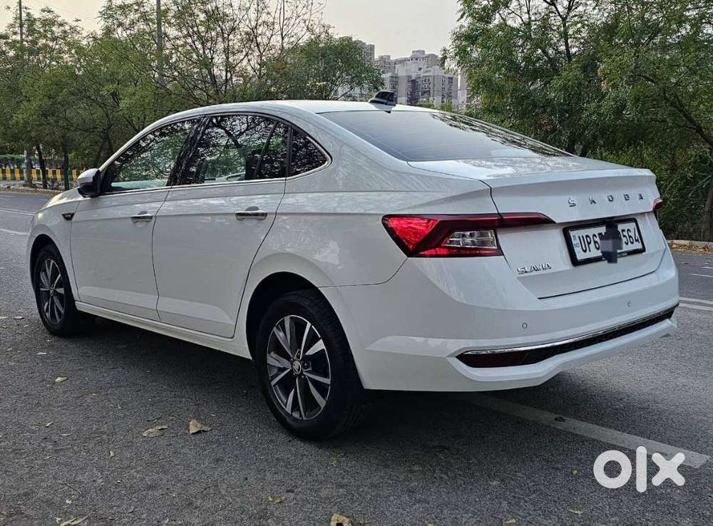 Skoda Slavia Style 1.0l Tsi At, 2022, Petrol