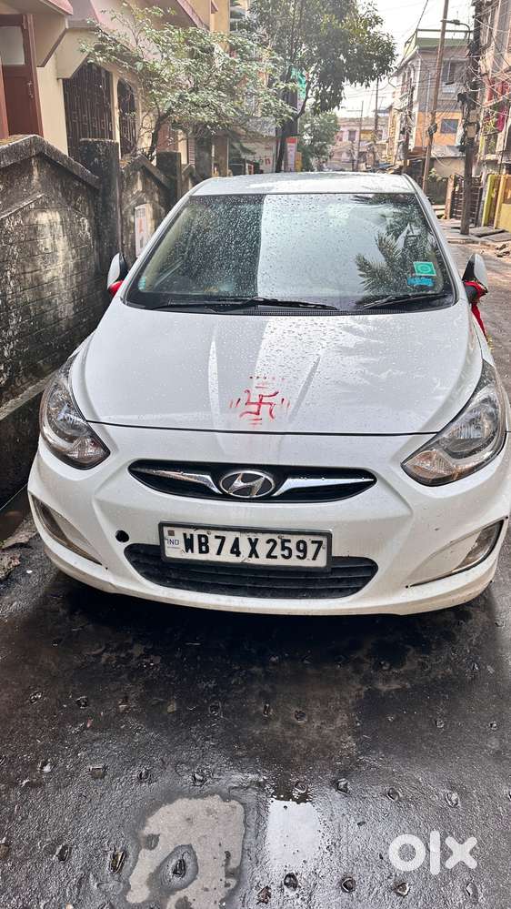 Hyundai Verna 2012 Petrol Well Maintained