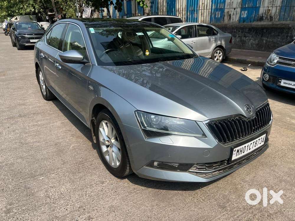 Skoda Superb 2018 Petrol 22000 Km Driven