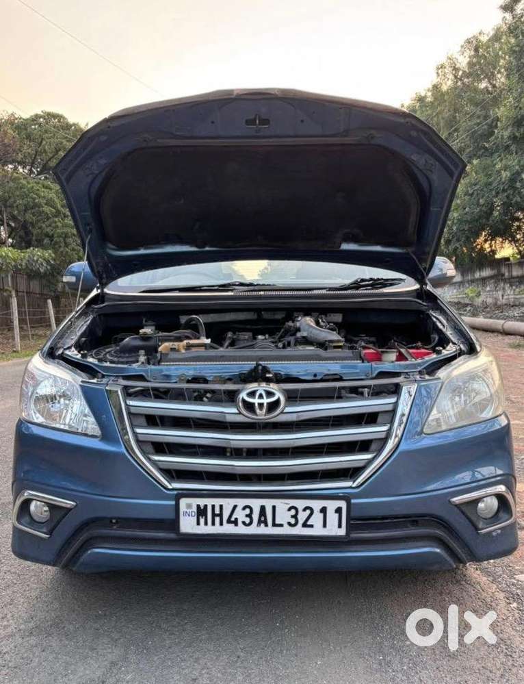 Toyota Innova 2012 Diesel 150000 Km Driven