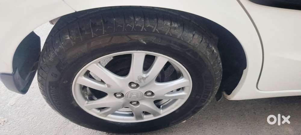 Honda Brio V Mt, 2012, Petrol