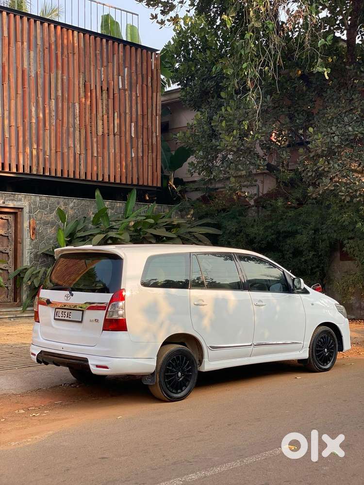 Toyota Innova Diesel 2012 Model