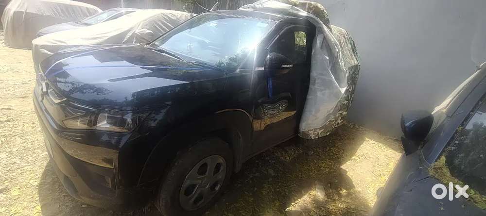 Maruti Suzuki Brezza 2026 Petrol 900 Km Driven