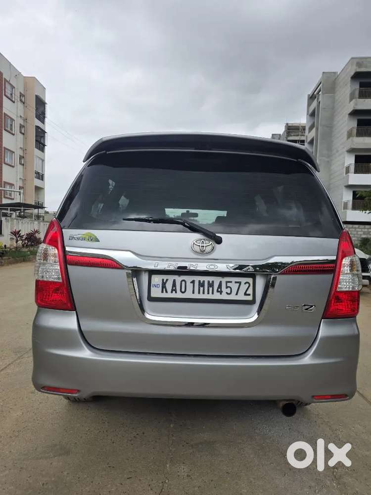 Toyota Innova 2.5 Z 2015