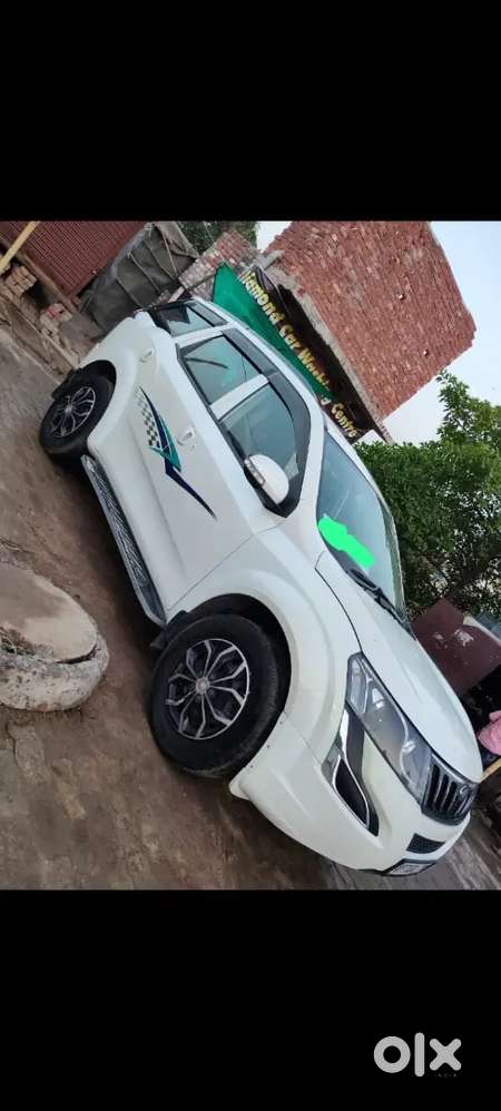 Xuv500  Car Have A Good Condition And Brand New Tyre And Number R 786
