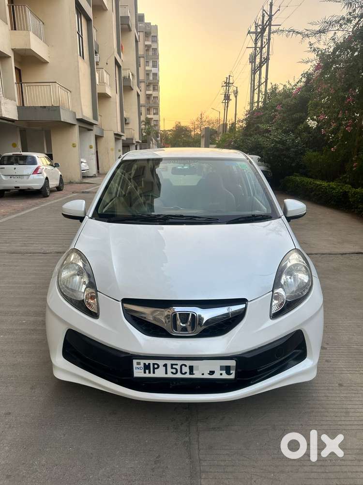 Honda Brio 2011-2013 V Mt, 2016, Petrol
