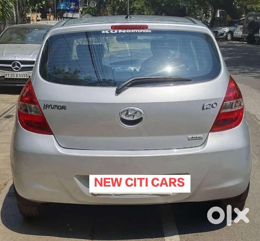 Hyundai I20 2010-2012 1.2 Asta Option With Sunroof, 2011, Petrol
