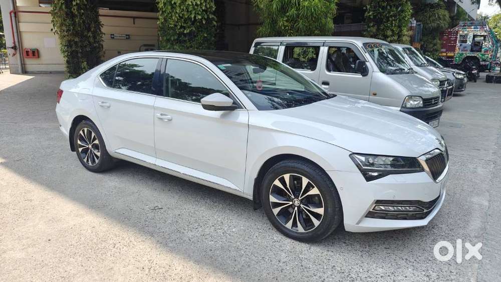 Skoda Superb 2.0 L&k Tsi At, 2022, Petrol