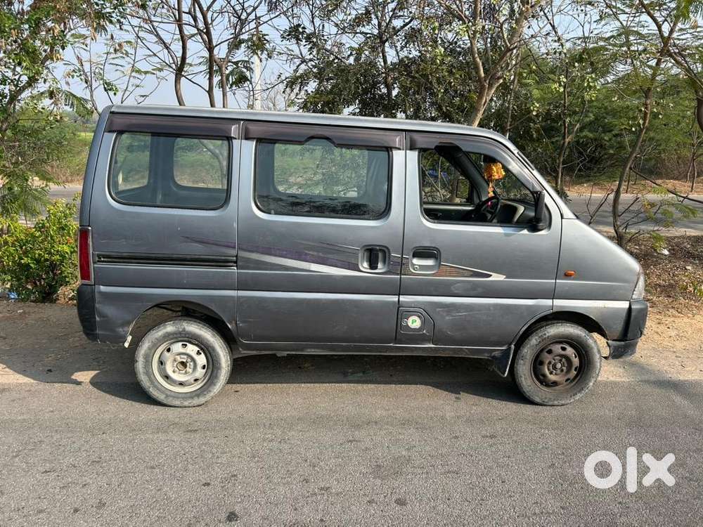 Maruti Suzuki Eeco 2017 Petrol 120000 Km Driven