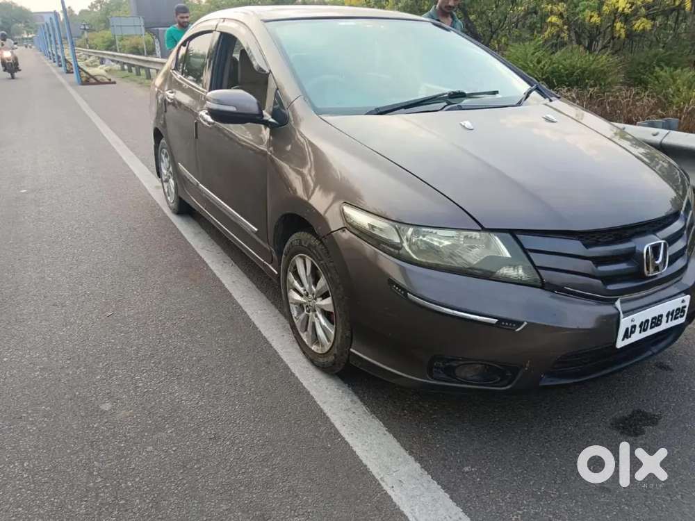 Honda City 1.5 V At(sunroof) Bsiv