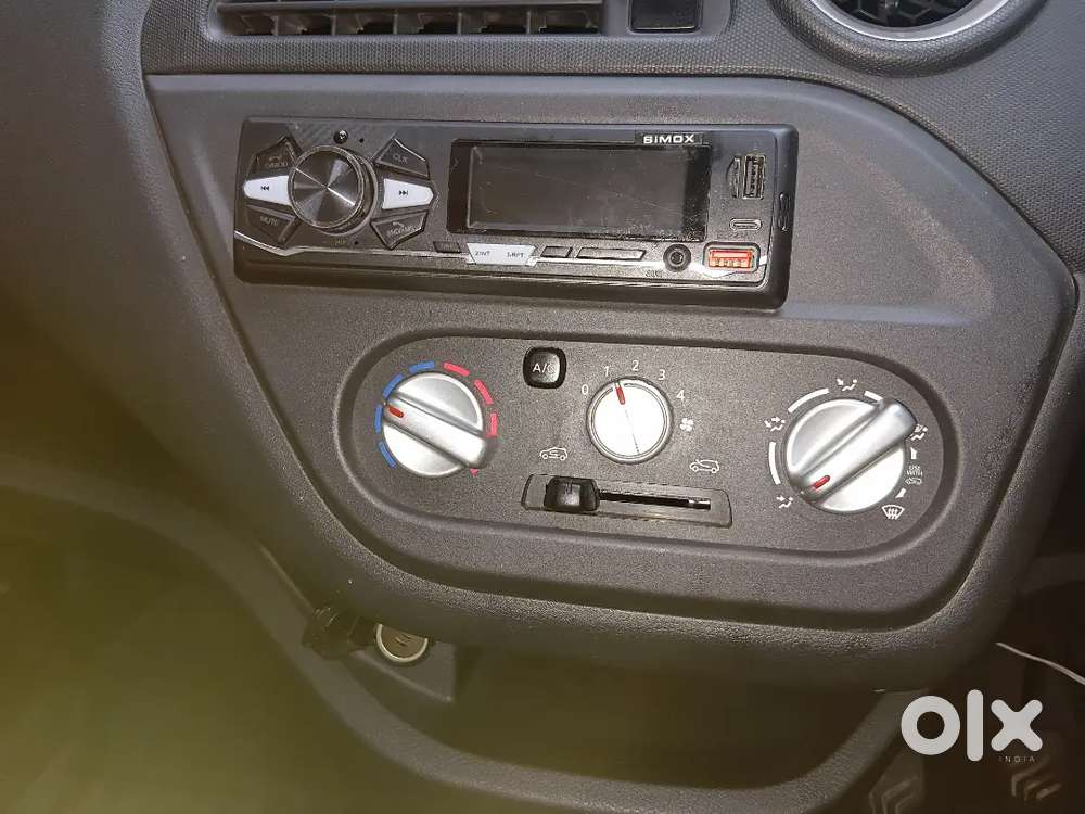 Almost Unused  ,16731 Km,98%टायर,26 Km/लीटर,doctor's Datson Redigo Car