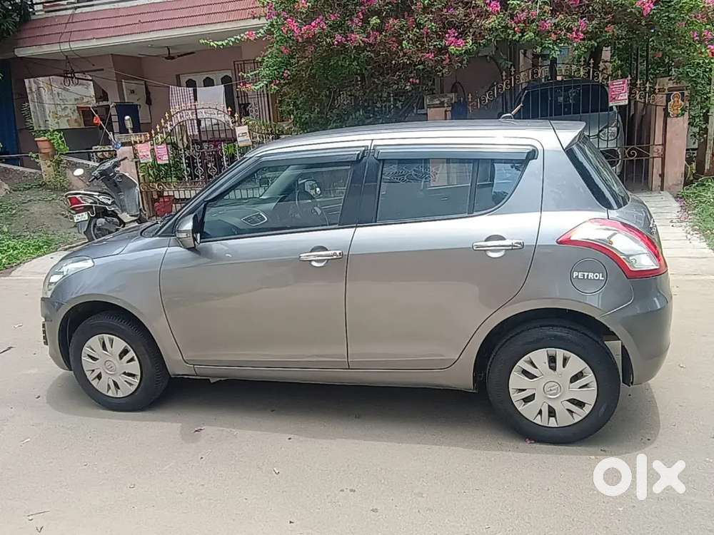 Maruti Suzuki Swift Vxi 2016