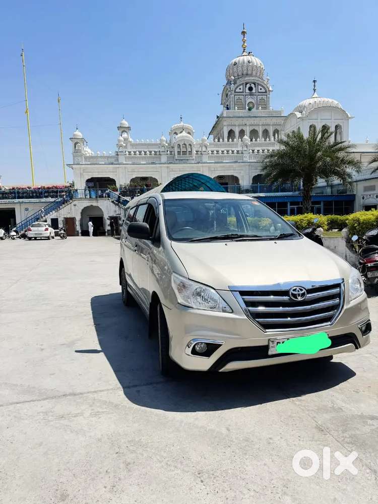 Toyota Innova 2015 Diesel Well Maintained