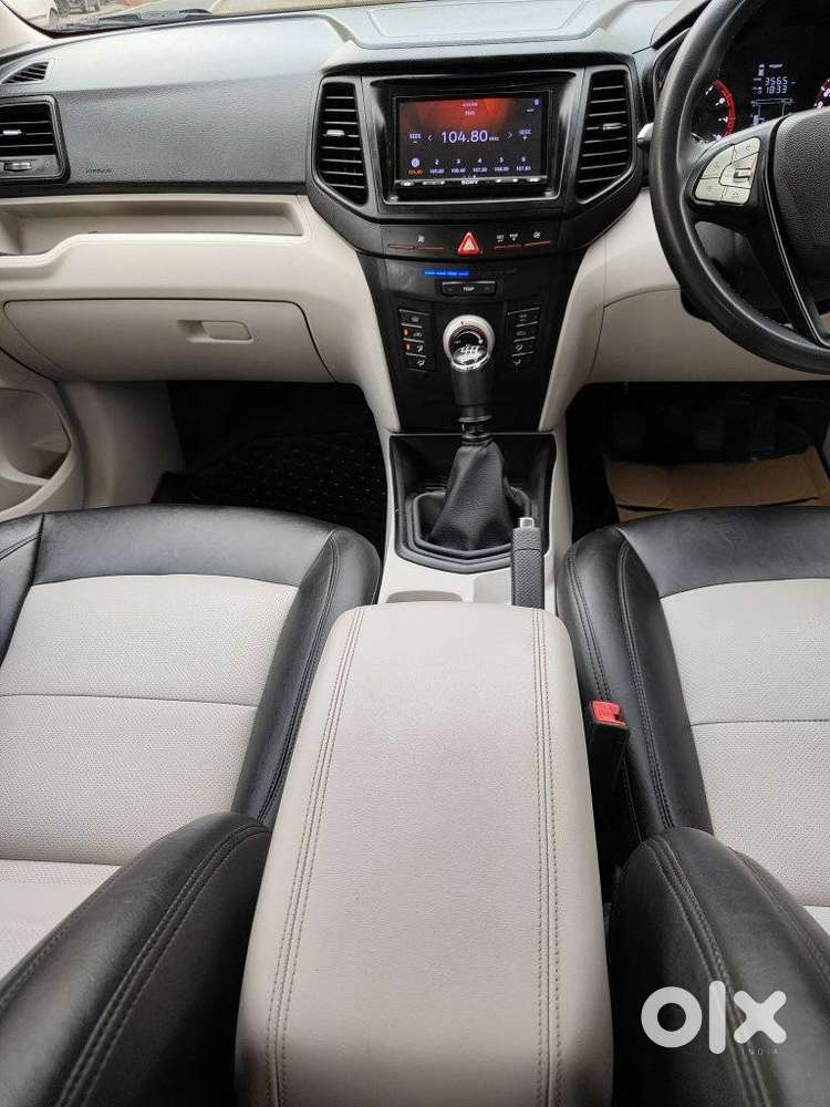 Mahindra Xuv300 W4, 2022, Petrol