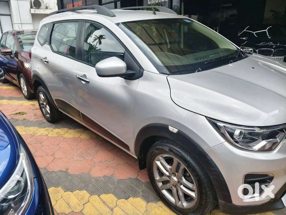 Renault Triber Rxz, 2019, Petrol