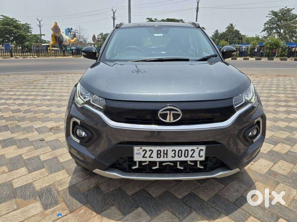 Tata Nexon 1.2 Revotron Xz Plus, 2022, Petrol