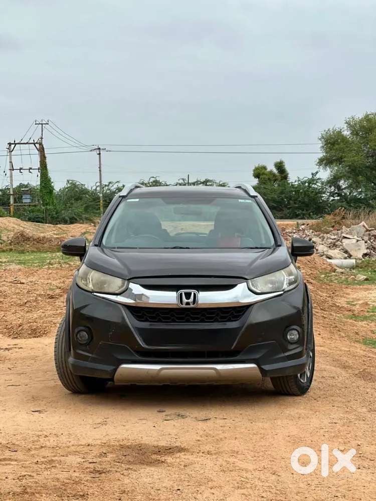 Bhuj Jova Madse.