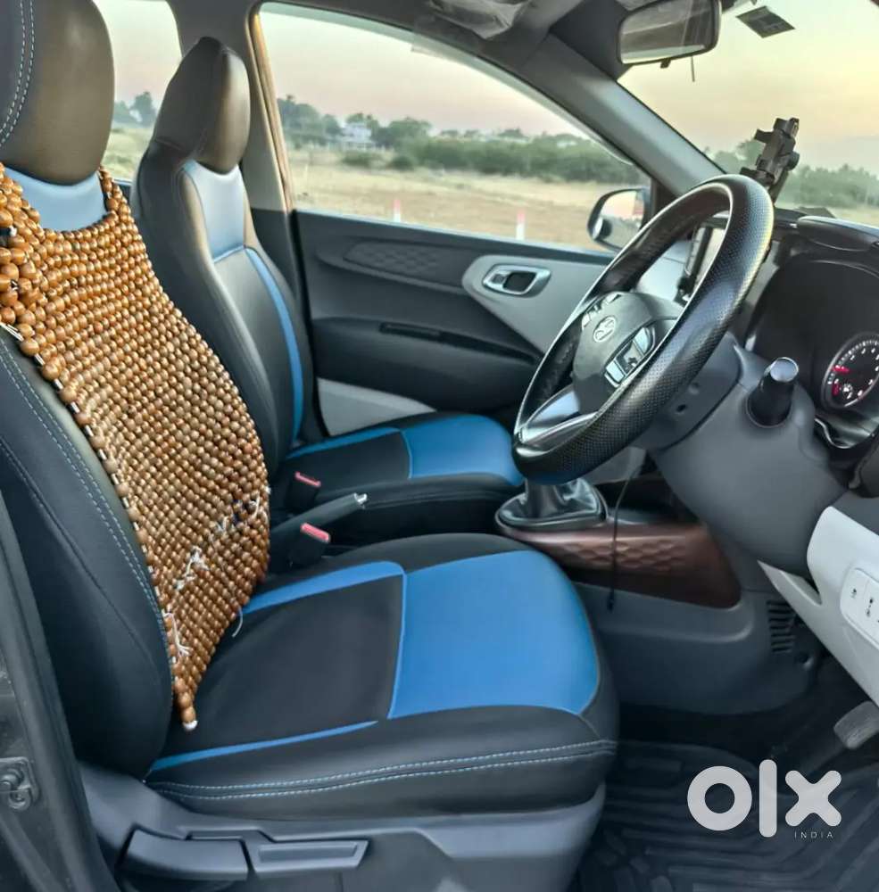 Hyundai Aura 2024 Cng