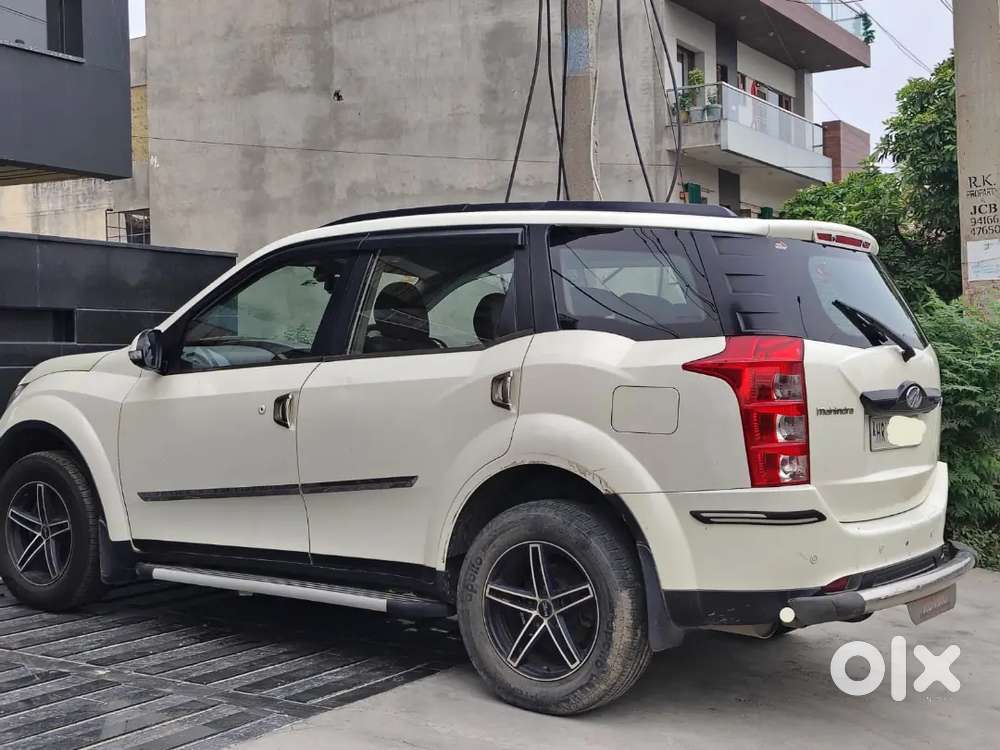 Mahindra Xuv500 Diesel 2015 - Well Maintained, Single Hand  Driven