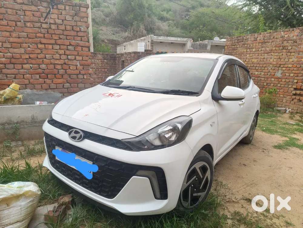 Hyundai Aura 2023 Petrol Good Condition..