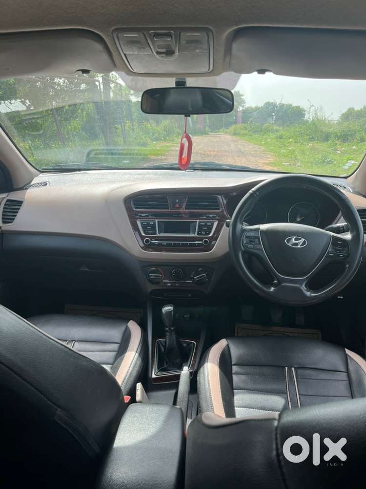 Hyundai I20 2015 Cng & Hybrids 65000 Km Driven