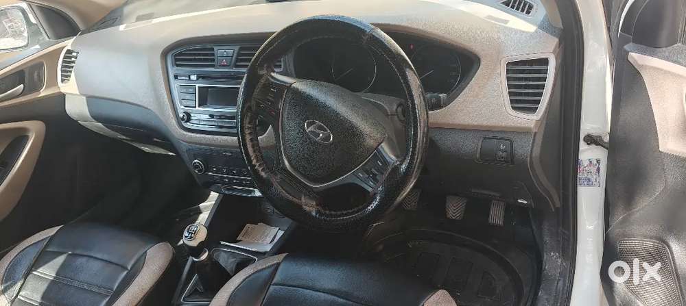 Hyundai Elite I20 2015 Petrol 80000 Km Driven