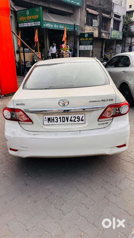 Toyota Corolla Altis 2011