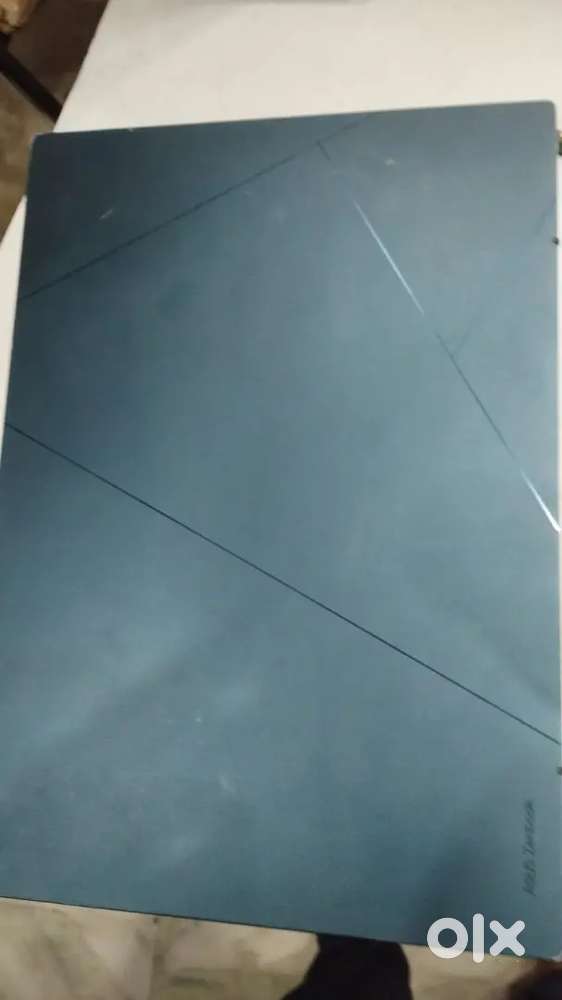 Asus zenbook i5 1240p Intel evo with charger and Bill box