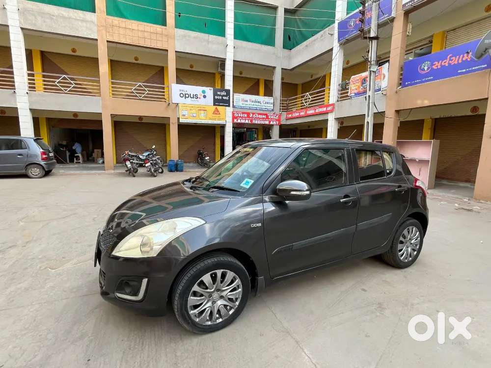 Maruti Suzuki Swift 2015 Diesel 75000 Km Driven