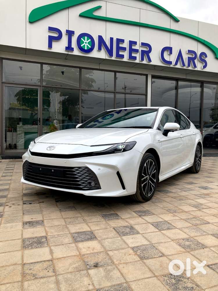 Toyota Camry 2.5l Automatic, 2025, Petrol