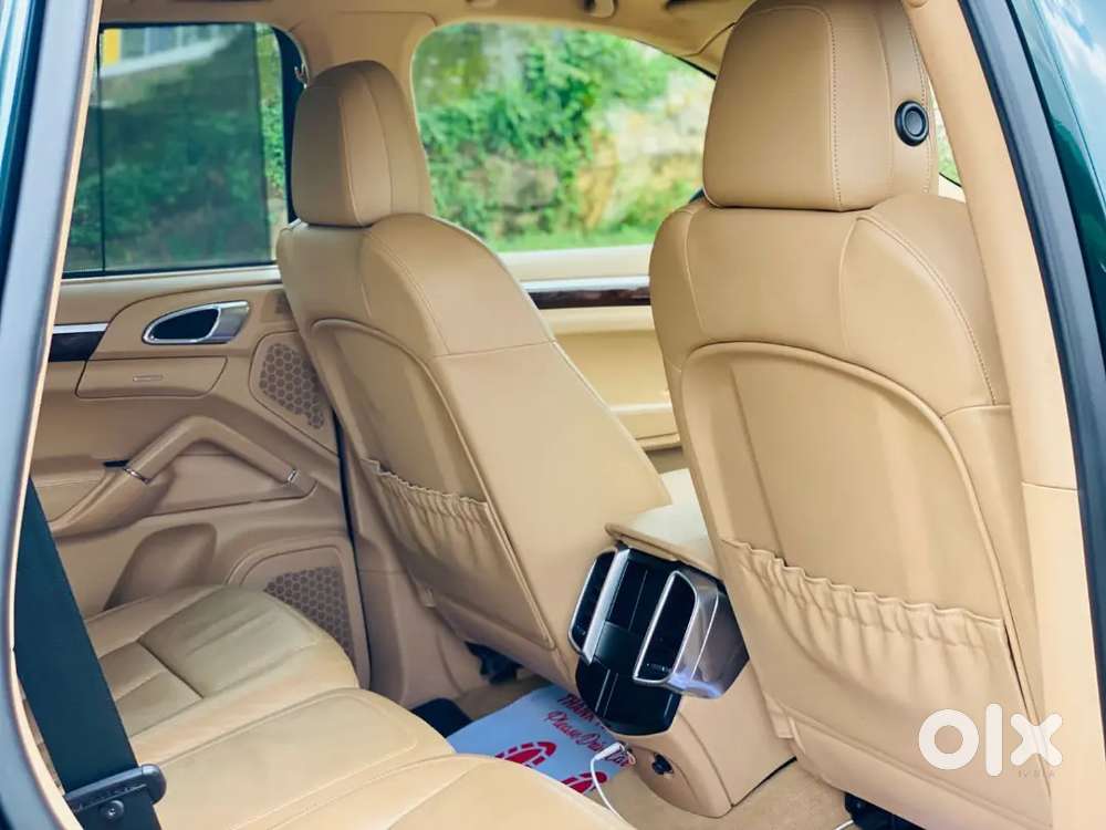 Porsche Cayenne Coupe 2014 Diesel 130 Km Driven Jet Gréen Metalic