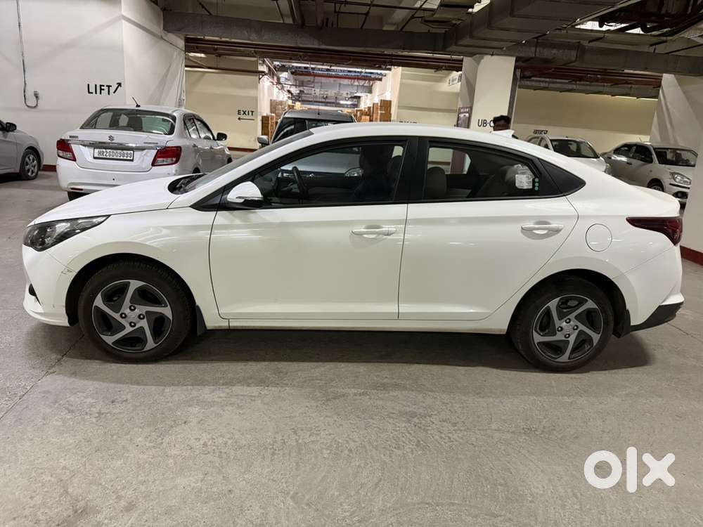 Hyundai Verna Petrol 2023