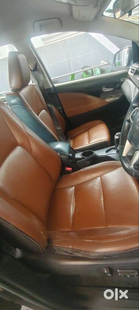 Toyota Innova Crysta 2016 Diesel 150000 Km Driven