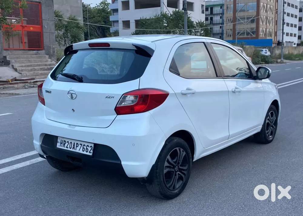 Tata Tiago 1.2 Revotron Xta, 2019, Petrol