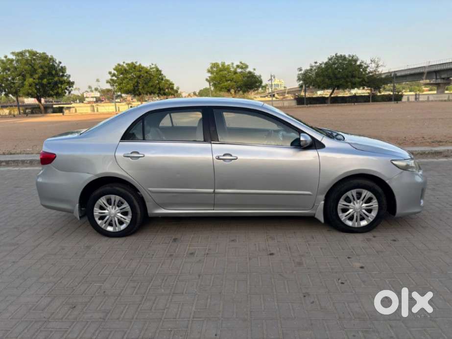 Toyota Corolla Altis [2011-2014] 1.8 J, 2011, Petrol