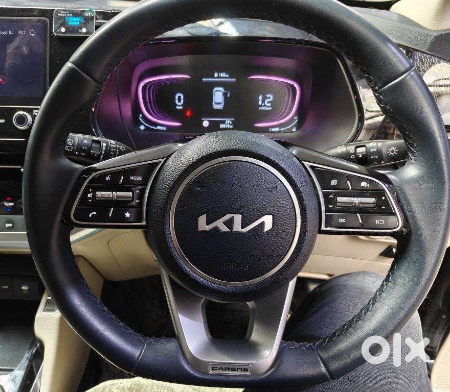 Kia Carens 1.4 Luxury 7 Str, 2022, Petrol